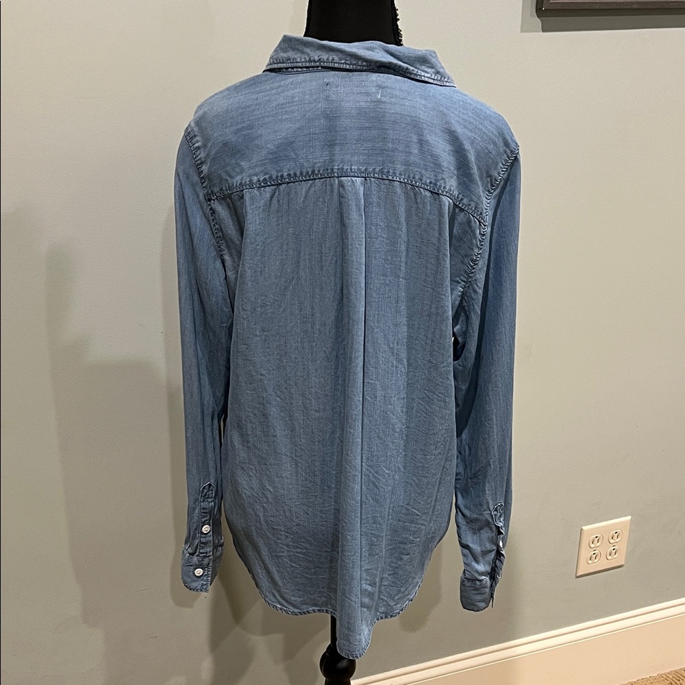 Liz Claiborne Light Blue Tencel Shirt - Picture 5 of 6